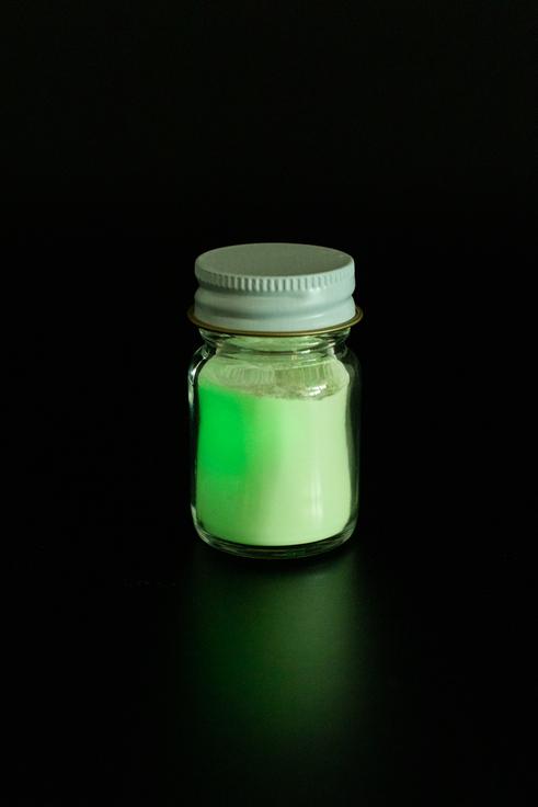 Europium Glow Powder - Green
